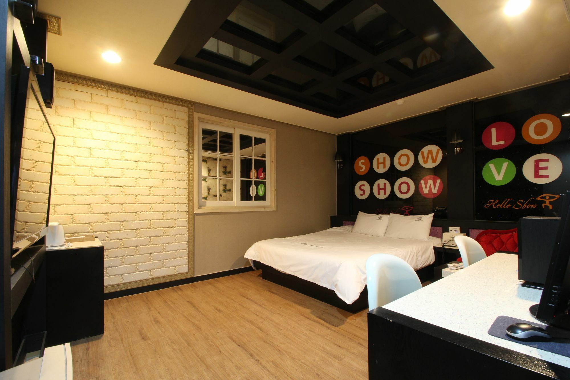 Show Hotel Busan Exterior photo
